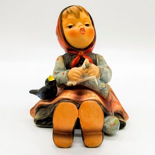 Children of Paris: Happy Holidays 69 - Goebel Hummel Figurine