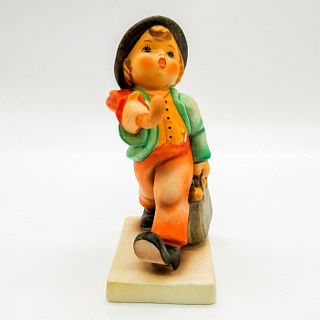 Merry Wanderer - Goebel Hummel Figurine