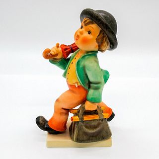 Merry Wanderer HUM7/0 - Goebel Hummel Figurine