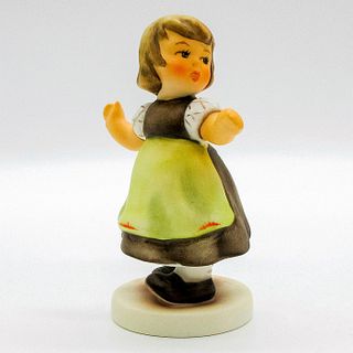 Spring Waltz 912B - Goebel Hummel Figurine