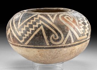 Anasazi Pottery Black on White Jar