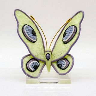 Spotted Butterfly 1001683 - Lladro Porcelain Decor