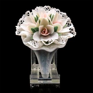 Bouquet of Love 1016624 - Lladro Porcelain Decor