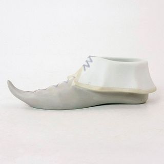Shoe With Laces PP063M - Lladro Porcelain Decor