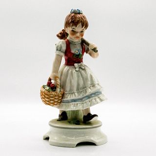 Garden Princess 240 - Goebel Hummel Figurine