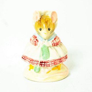 The Old Woman Who Lived In A Shoe Knitting - Royal Albert - Beatrix Potter Figurine