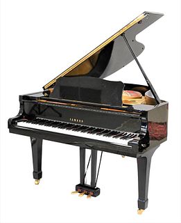 Yamaha G3 Black Lacquer Grand Piano, along with bench; length 72 inches.