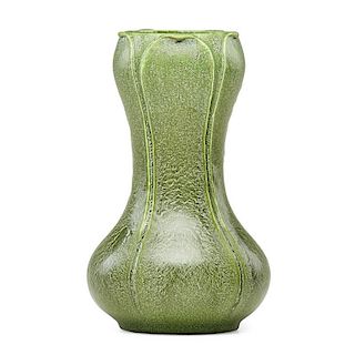 GRUEBY Gourd vase