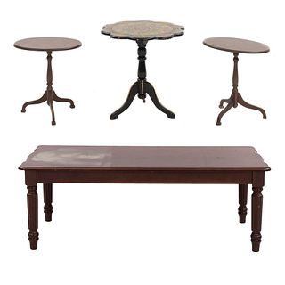 Lote de 4 mesas. SXX. Elaboradas en madera y MDF. Consta de: 3 mesas tilt-top y mesa de centro.
