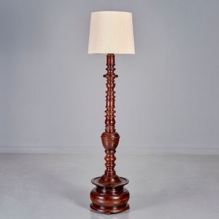 Large English Baroque turned walnut pricket lamp
