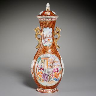Chinese Export Mandarin vase and cover