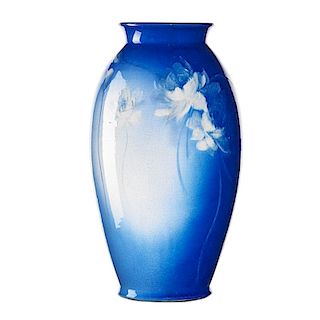 ROSEVILLE Large Rozane Azurean vase