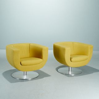 Jeffrey Bernett for B&B Italia, pair Tulip chairs