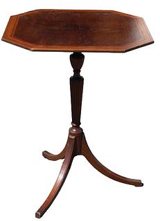 Federal Style Pedestal Wood Table with Tripod Legs