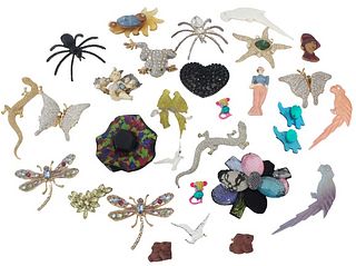 (30) Costume Jewelry Brooches