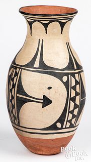 Santo Domingo Pueblo Indian pottery vase