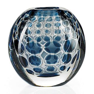 INGEBORG LUNDIN; ORREFORS Ariel glass vase