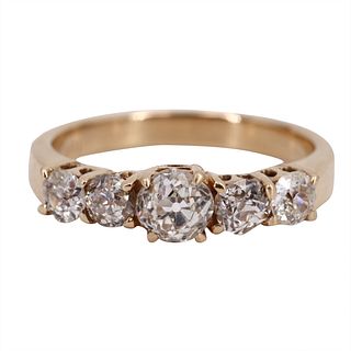 1.30 cts Diamonds &  18k Gold Engagement Ring