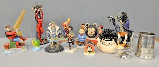 A quantity of assorted figures and miscellaneous items including the Beano, Alien boxed figure and t