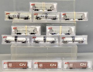 Atlas N Gauge rolling stock, No's  Two 40572, three 50001273, three, 40524, two 5001883, and two 500