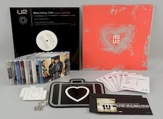 U2 All That You CanÉt Leave Behind Invite to the album playback held on 20th Sept 2000, mousemat, ke