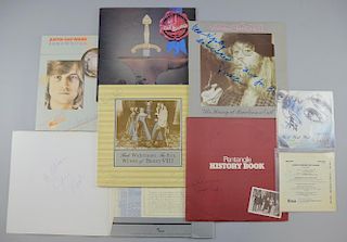 Collection of signed vinyl LP covers including Rick Wakeman x 2, Justin Hayward, Gary Brooker, Vivia