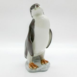 Penguin 1005248 - Lladro Porcelain Figurine