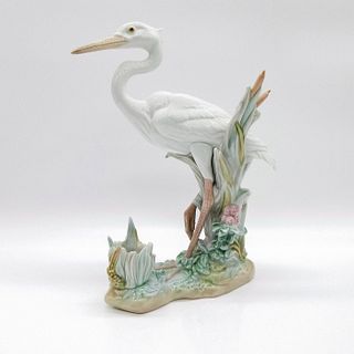Standing Heron's Realm Candleholder 1006882 - Lladro Porcelain