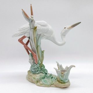 Crouching Heron's Realm Candleholder 1006883 - Lladro Porcelain
