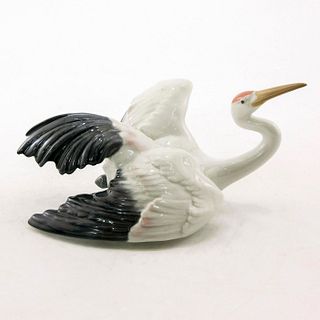 Fluttering Crane 1001598 - Lladro Porcelain Figurine