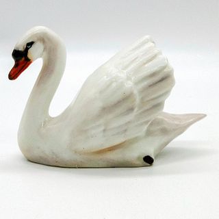 Swan HN2575 - Royal Doulton Figurine