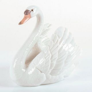 Swan with Wings Spread 1005231 - Lladro Porcelain Figurine