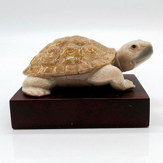 Lucky Tortoise 1008038 - Lladro Porcelain Figurine