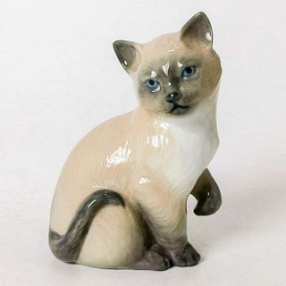 Lucky Cat 01008102 - Lladro Porcelain Figurine