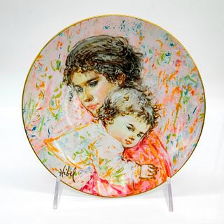 Royal Doulton Decorative Plate, Marilyn and Child