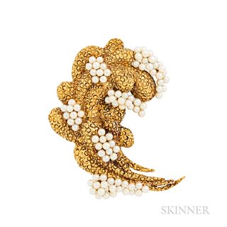 Barbara Anton 18kt Gold and Cultured Pearl Brooch