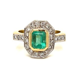 Platinum 18k Emerald Diamond Ring