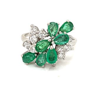 14k Emerald Diamond Ring