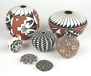 Group of 7 Acoma & Jemez pueblo pottery vessels