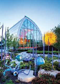 CHIHULY GARDEN AND GLASS EXPERIENCE