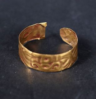 Pre-Columbian Chavin Gold Ring