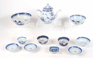 Group of Canton Chinese Export Tea Items