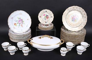 Twelve Royal Ivory Windsor Pattern Dinner Plates