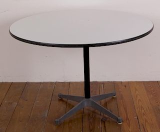 Herman Miller Round Pedestal Dining Table