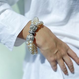 18k Diamond Pearl Bracelets