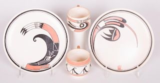 Claus Tchii Nez Pottery Plates & Cups, Four (4)