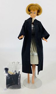 Bendable Leg blonde Midge head on straight legged Barbie/Midge body. Wearing Movie Date and Graduation with diploma, hat, black shoes, gown & white co
