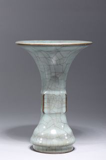 Chinese Celadon Crackle Glazed Porcelain Beaker Vase