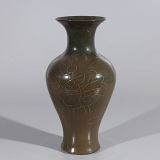 Chinese Caledon Glazed Vase with Incised Floral Motif