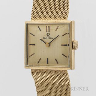 Omega 14kt Gold Reference D6665 Wristwatch